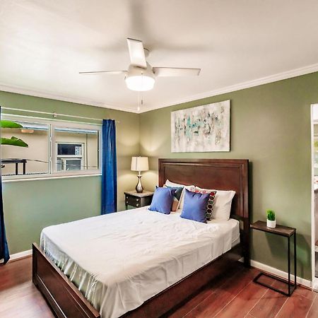 Bnb Hyperion - Updated 1B1B Hideaway - Sleeps 3 Hollywood Ngoại thất bức ảnh