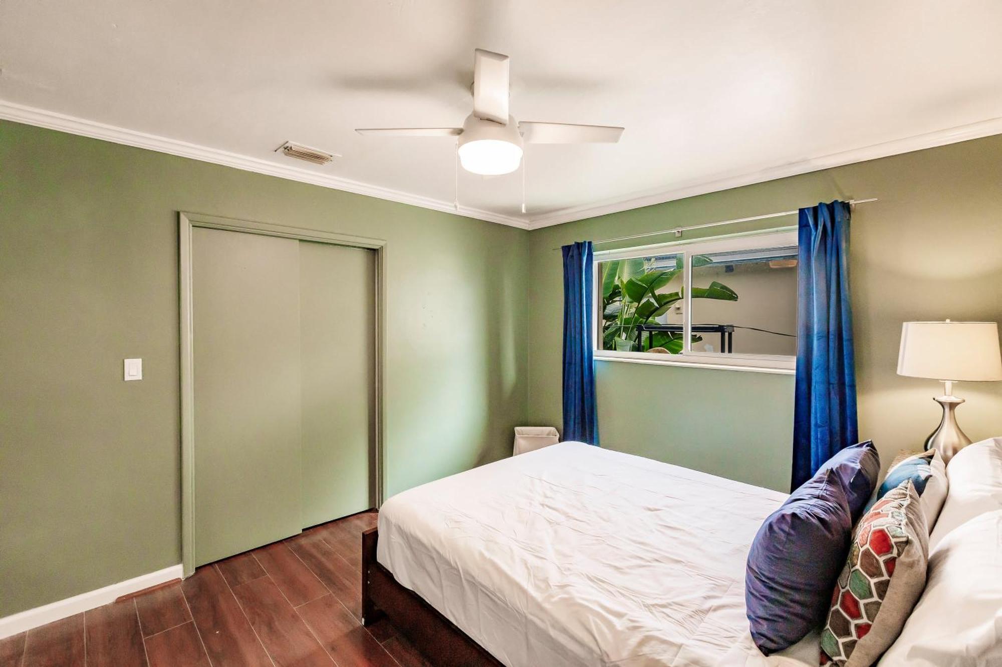 Bnb Hyperion - Updated 1B1B Hideaway - Sleeps 3 Hollywood Ngoại thất bức ảnh